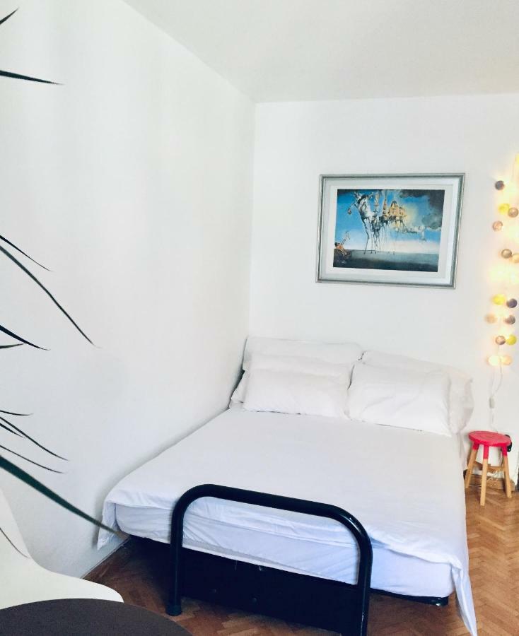 Apartment Flamingo Lubiana Esterno foto