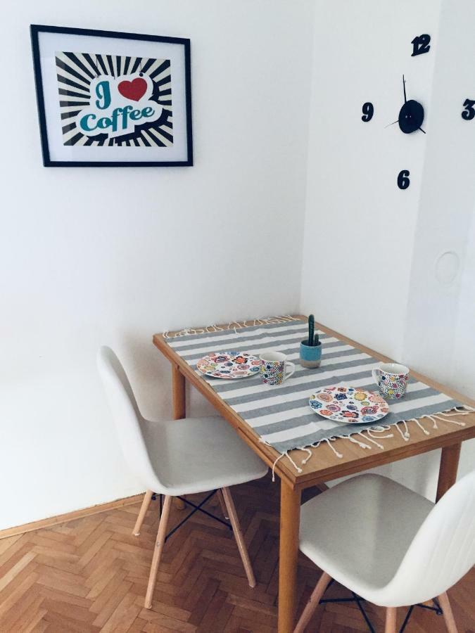 Apartment Flamingo Lubiana Esterno foto