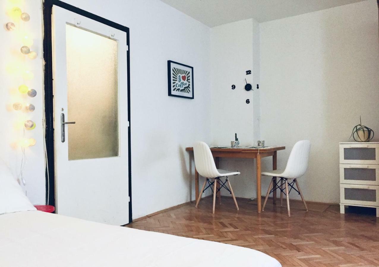 Apartment Flamingo Lubiana Esterno foto